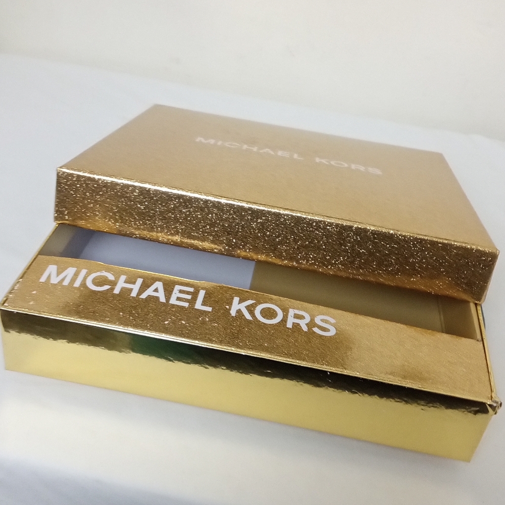 Michael Kors Gift box